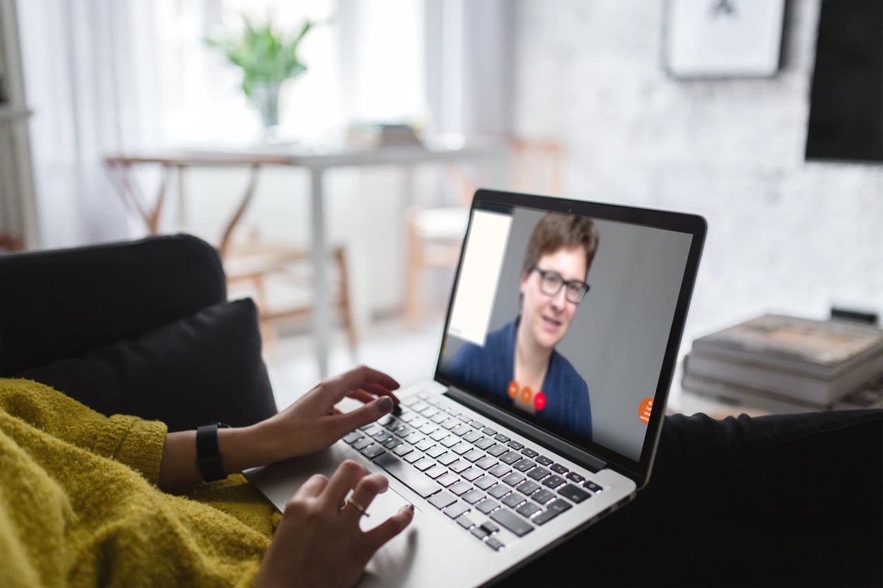 Online-Gespraech